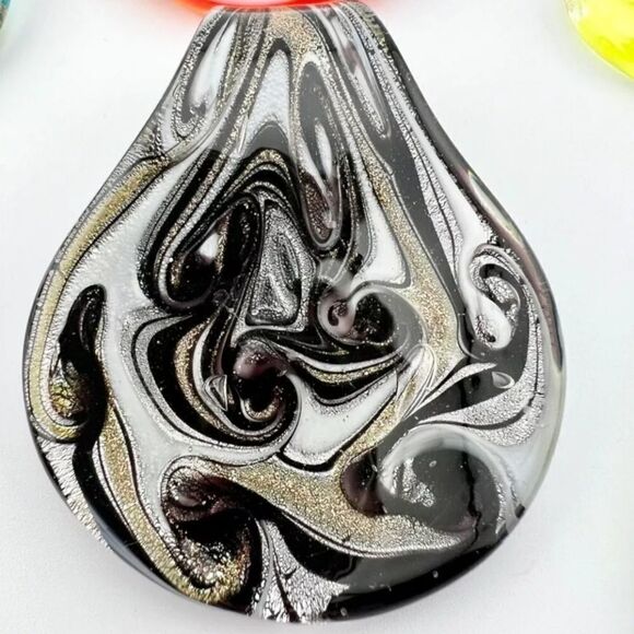 Vintage Murano Style Glass Pendants Lot of 7. Hand Blown - Picture 8 of 16